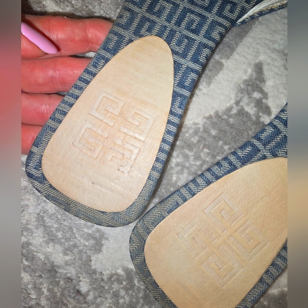 Givenchy flat slides. Size 38,5 - Picture 6 of 11